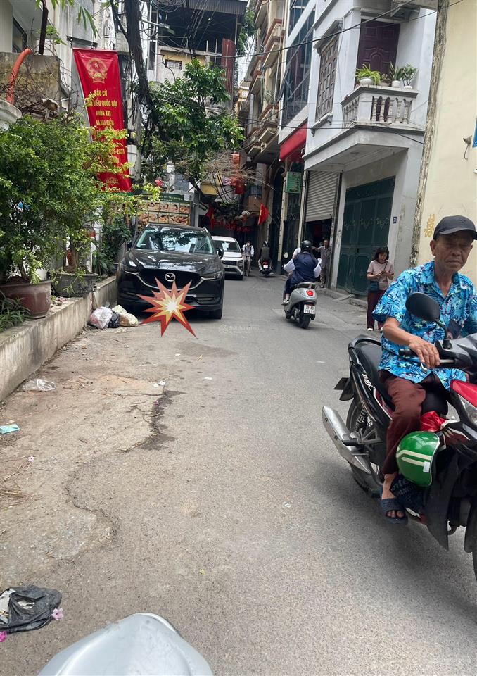 Bán gấp nhà la thành, thoáng sáng, nhà mới, ở luôn, 80m ra đường ô tô, 45m2, 5 tầng, hơn 7 tỷ