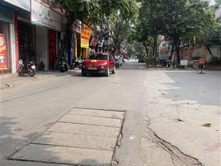 Bán nhà ngõ ô tô ở bùi xương trạch, thoáng, thông, không quy hoạch, 5 tầng, ở luôn, hơn 6 tỷ