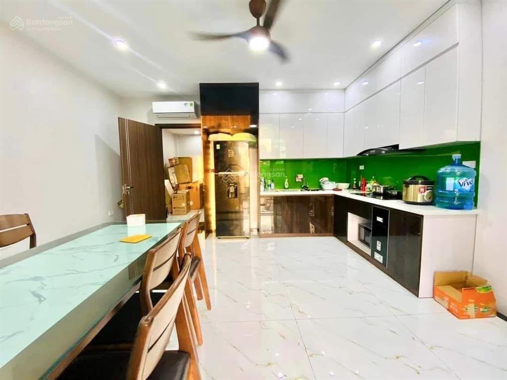Bán gấp nhà trường chinh, không qh, 50m, 4 tầng, mặt tiền 3.8, ô tô đỗ cửa 5m, hơn 11 tỷ