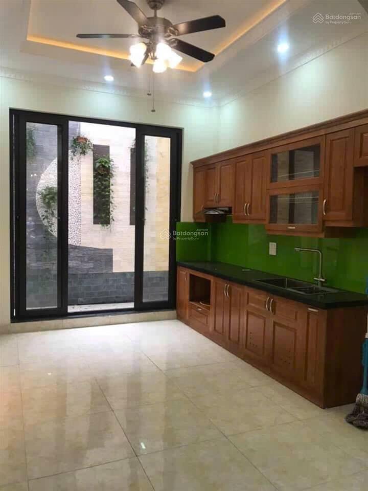 Bán nhà phố tây sơn, dân xây, ô tô tránh đỗ cổng, ngõ thông, kinh doanh, sổ vuông, không qh, 9 tỷ