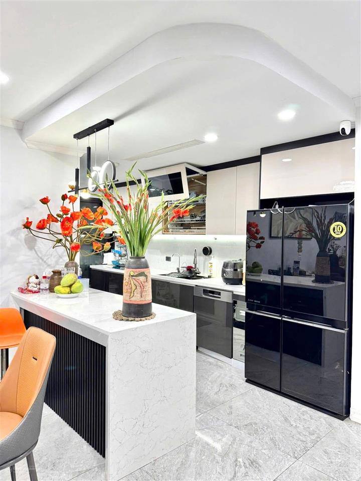 Hiếm! chính chủ bán nhà hồ tùng mậu, ô tô đỗ cổng, cạnh ga tàu lê đức thọ, dt 40m2x5t, 8 tỷ