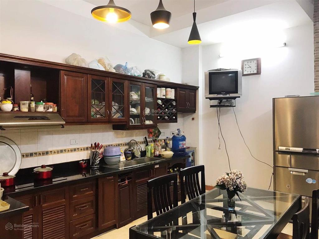 Bán nhà phân lô định công  định công thượng  dt83m2  6 tầng thang máy ngõ xe tải giá 19.5 tỷ .