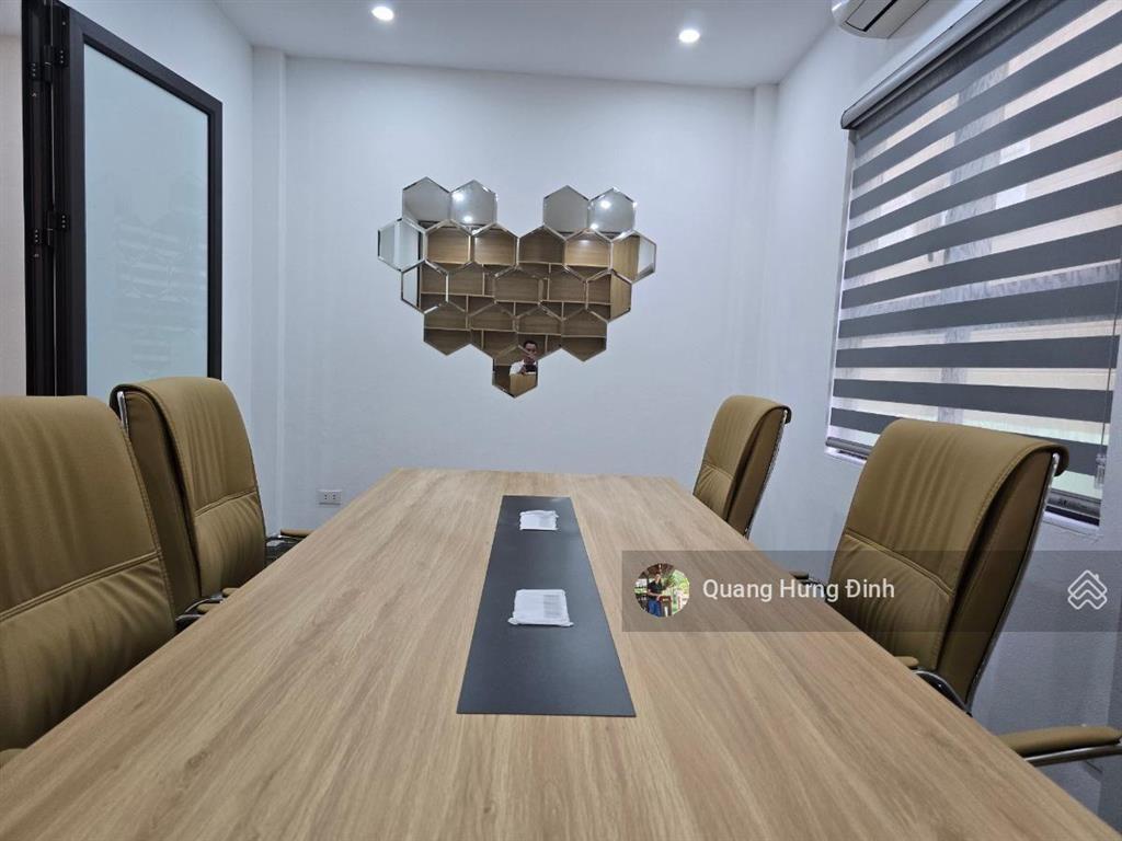 Bán nhà mặt phố bà triệu, 70m25 tầng thang máy, mặt tièn 5m. vị trí kd, hiếm bán, giá 25 tỷ.