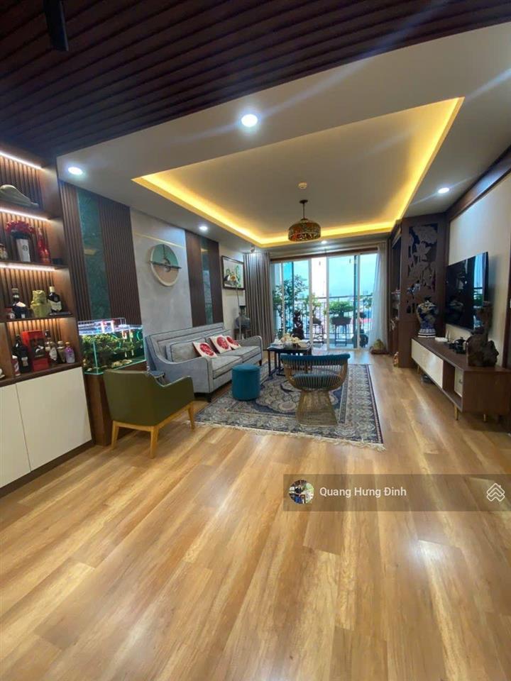 Bán căn hộ chung cư hồ gươm plaza 145m2, 3 ngủ 2vs, full đồ ở luôn. giá 8,5 tỷ.