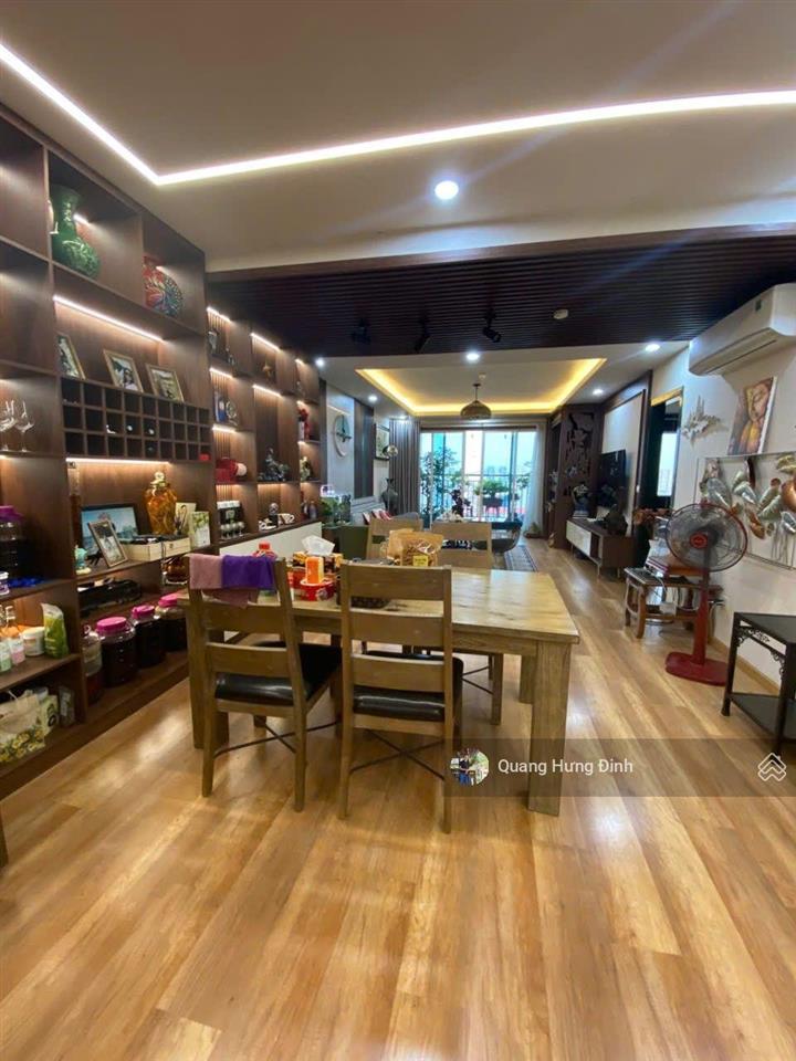 Bán căn hộ chung cư hồ gươm plaza 145m2, 3 ngủ 2vs, full đồ ở luôn. giá 8,5 tỷ.