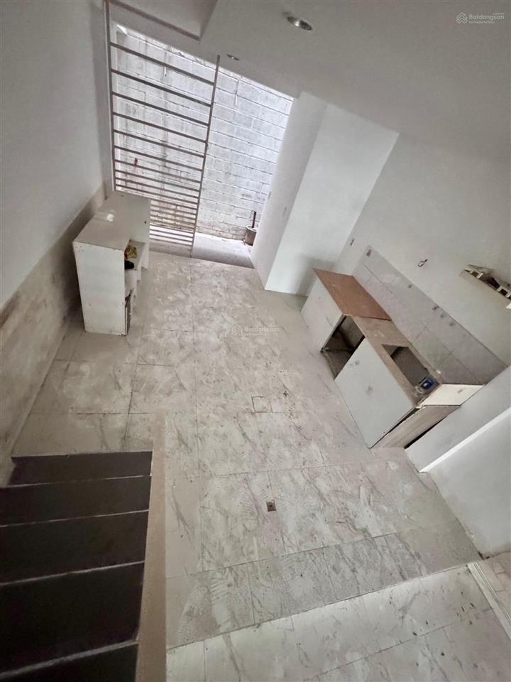 Bán nhà mt tại tô ngọc vân, giá chỉ 5,7 tỷ, 4x18.8m2, 3pn, 3wc, tổng diện tích 75m2