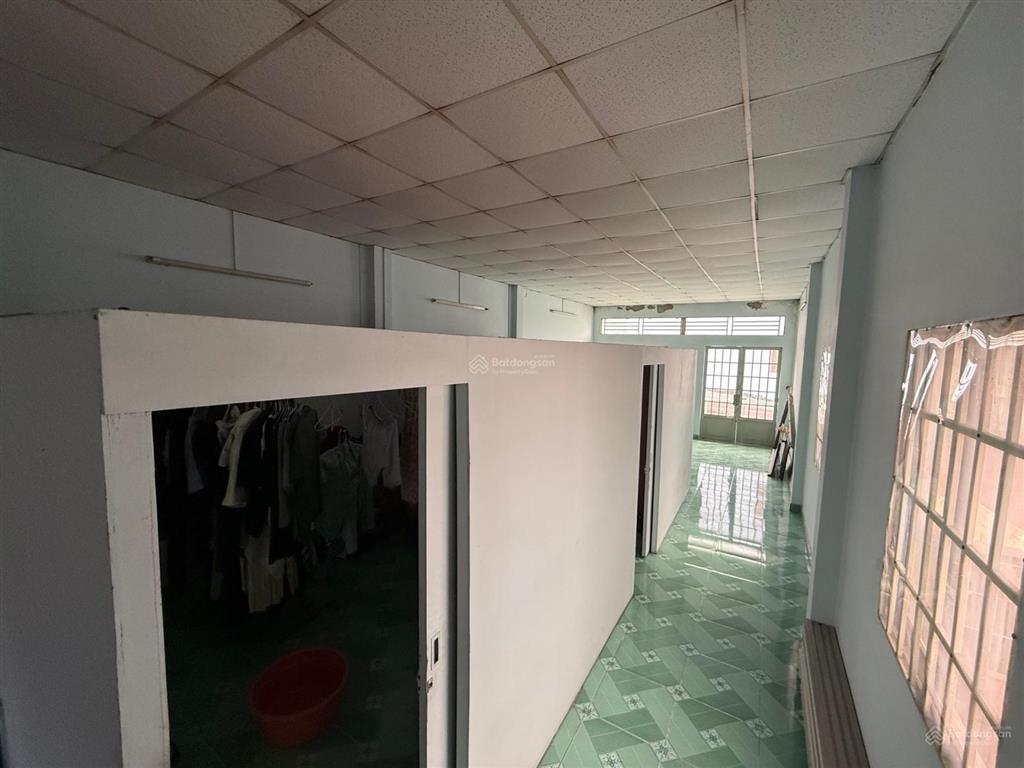 Bán nhà riêng tại thạnh xuân 25, giá siêu hời 4,6 tỷ, 73m2, 4pn, 3wc,hẻm oto