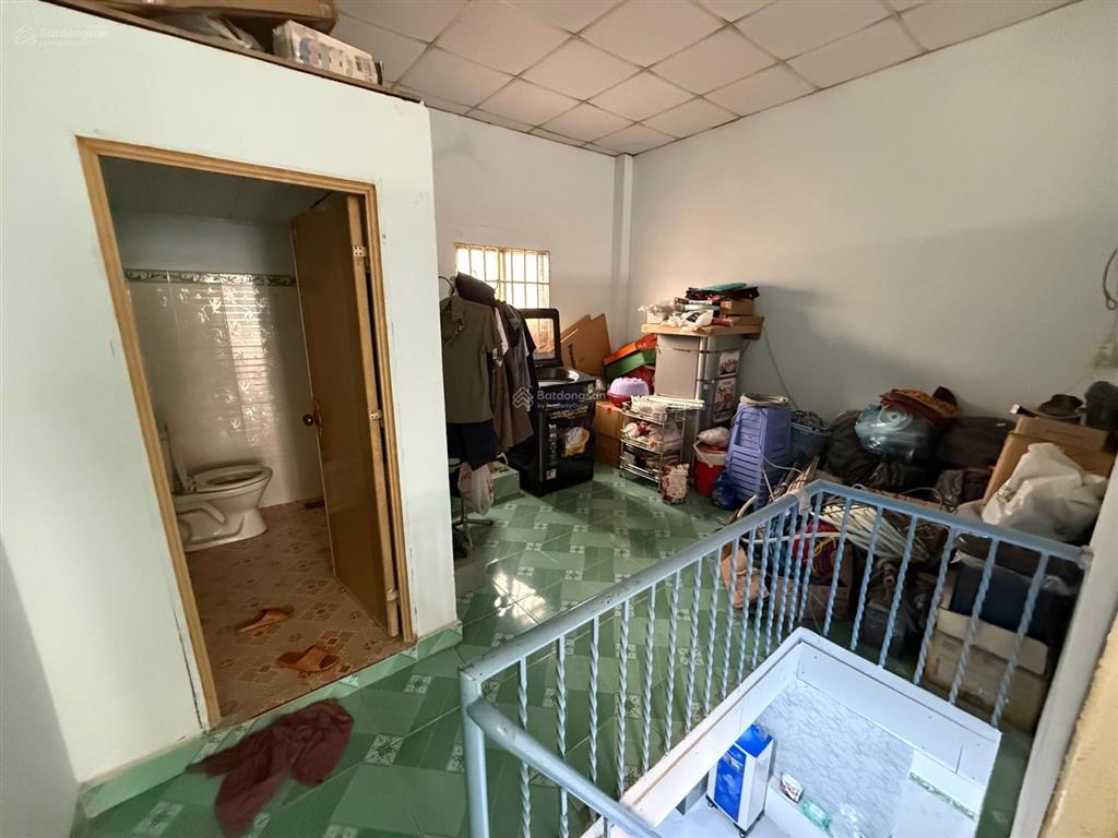 Bán nhà riêng tại thạnh xuân 25, giá siêu hời 4,6 tỷ, 73m2, 4pn, 3wc,hẻm oto