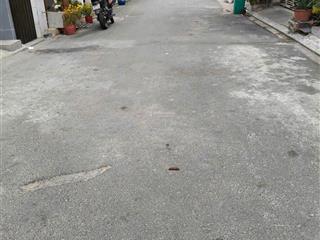 Bán nhà riêng tại thạnh xuân 33, giá cực chất 5,78 tỷ, 51m2, 4pn, 5wc, đường oto 8m , dân chí cao