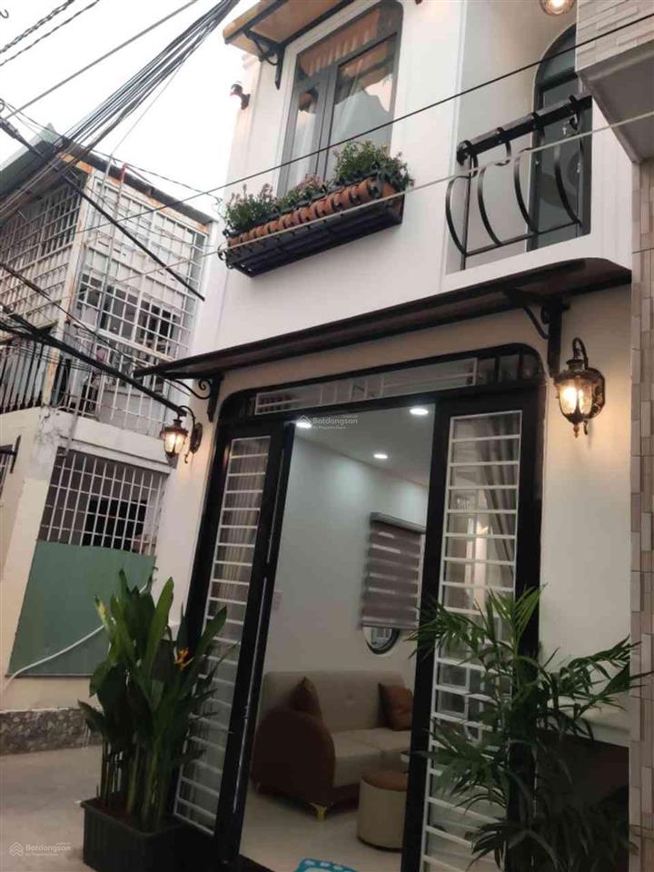 Nhà phố siêu đẹp  góc 2 mặt tiền thoáng 10m  thống nhất gò vấp
