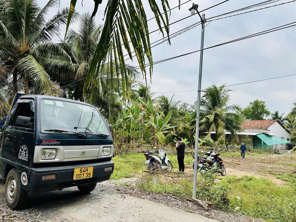 Nền cách đh cửu long 8km, gần kcn gần 908 đường vào cao tốc, vĩnh long