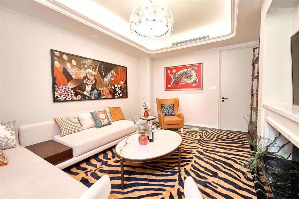 Full giá 5.5 tỷ, liền kề 60m2 , bàn giao 1 hầm và 3.5 tầng nổi. diện tích sử dụng gần 250m2