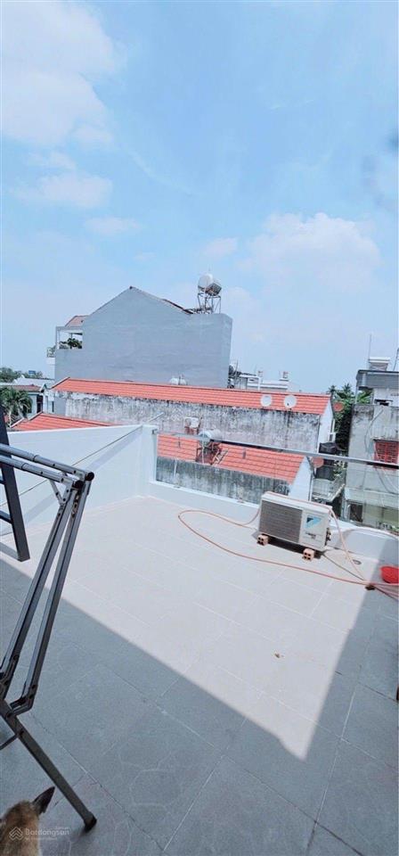Nhà hxh đỗ cửa  nguyễn duy trinh  long trường  q9  chỉ 5 đồng.