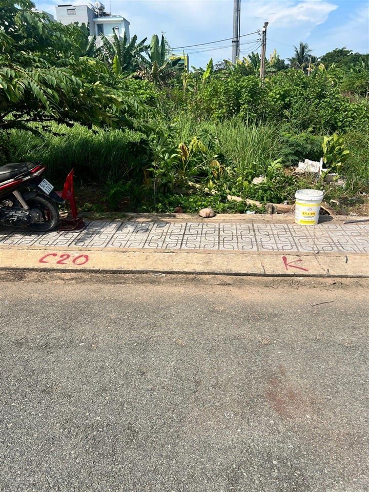 Bán lô đất hot ngay đường số 8, quận 9 chỉ 2,3 tỷ