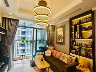 Landmark 5 (đối diện landmark 81) 2pn 2wc chính chủ, sẵn sổ. 10,8 tỷ