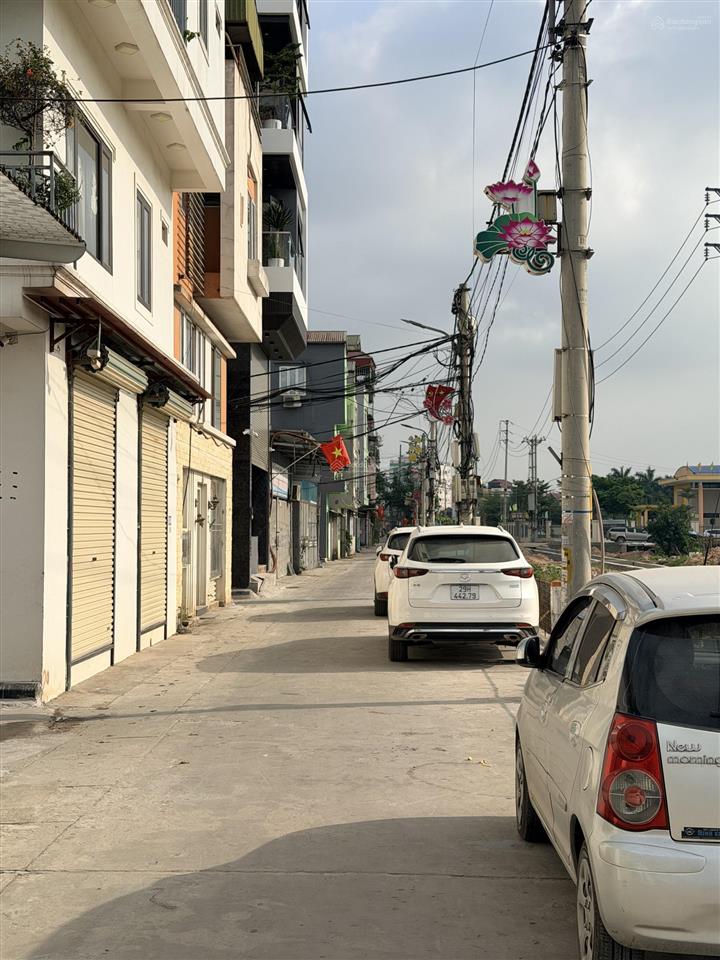 Bán nhà riêng s = 108m , lô góc  đường 18m. gần nhà văn hoá xã thiên lộc,hà nội ( thôn cầu,kim nỗ)