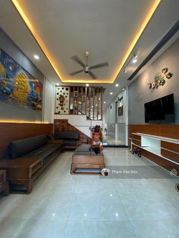 Chủ ngộp căn nhà rẻ nhất hiện nay . đối diên kđt vạn phúc . nhà đẹp dt lớn