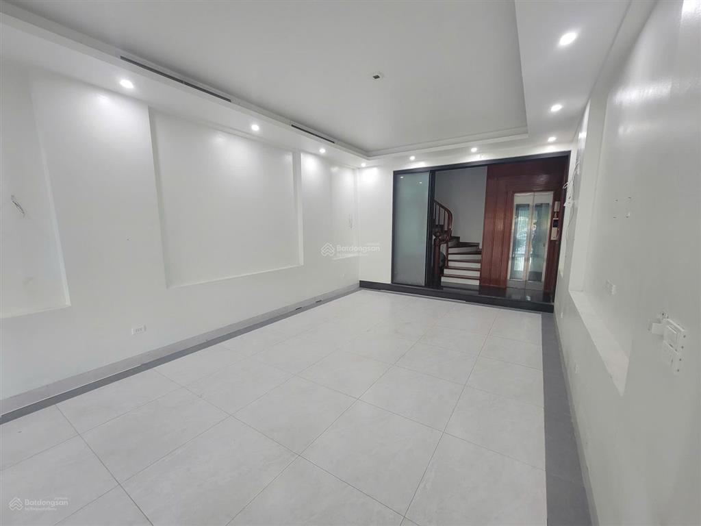 Cho thuê nhà liền kề kim văn kim lũ, đại kim 75m2 x 5 tầng thang máy