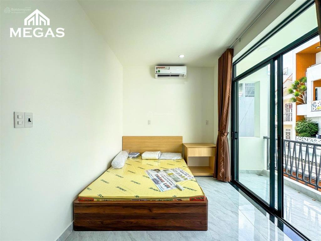 Căn hộ dịch vụ ban công siêu thoáng mát