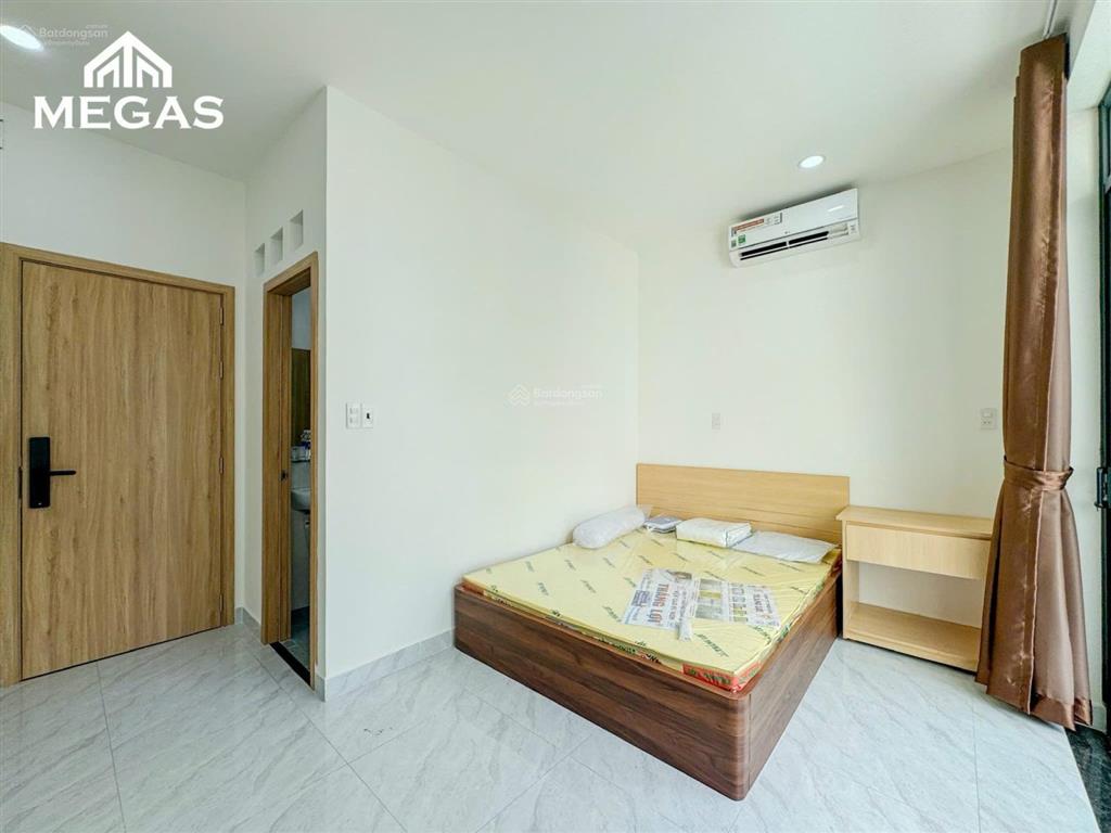 Căn hộ dịch vụ ban công siêu thoáng mát