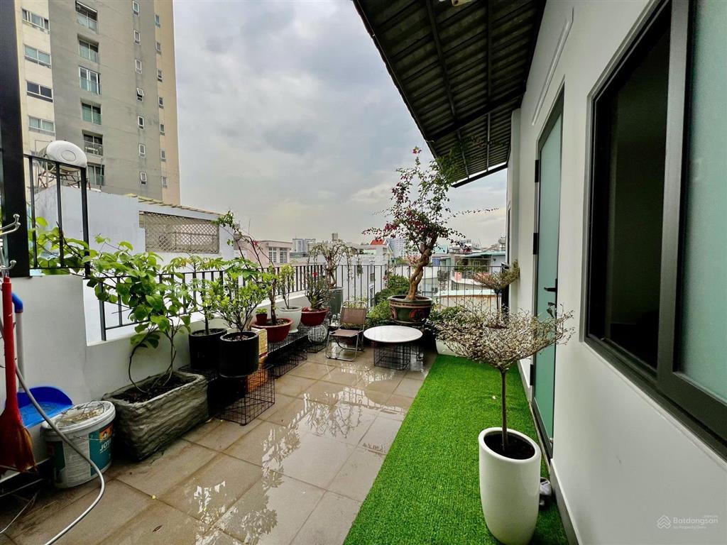 Căn hộ mini nội thất cơ bản ban công to
