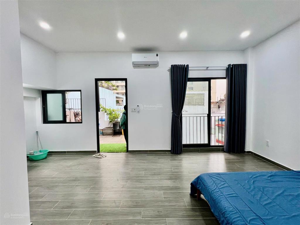 Căn hộ mini nội thất cơ bản ban công to
