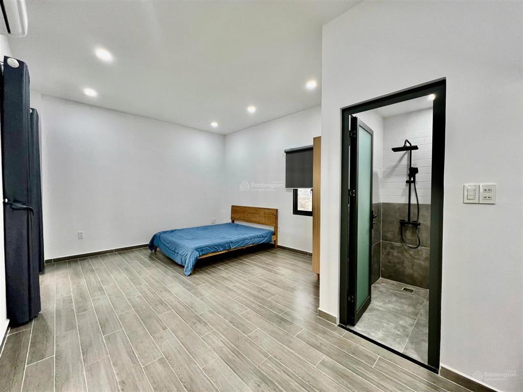 Căn hộ mini nội thất cơ bản ban công to