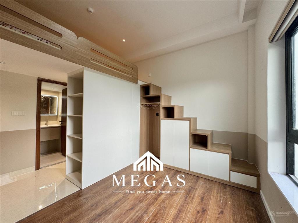 Cho thuê căn hộ duplex ban công full nội thất máy giặt riêng