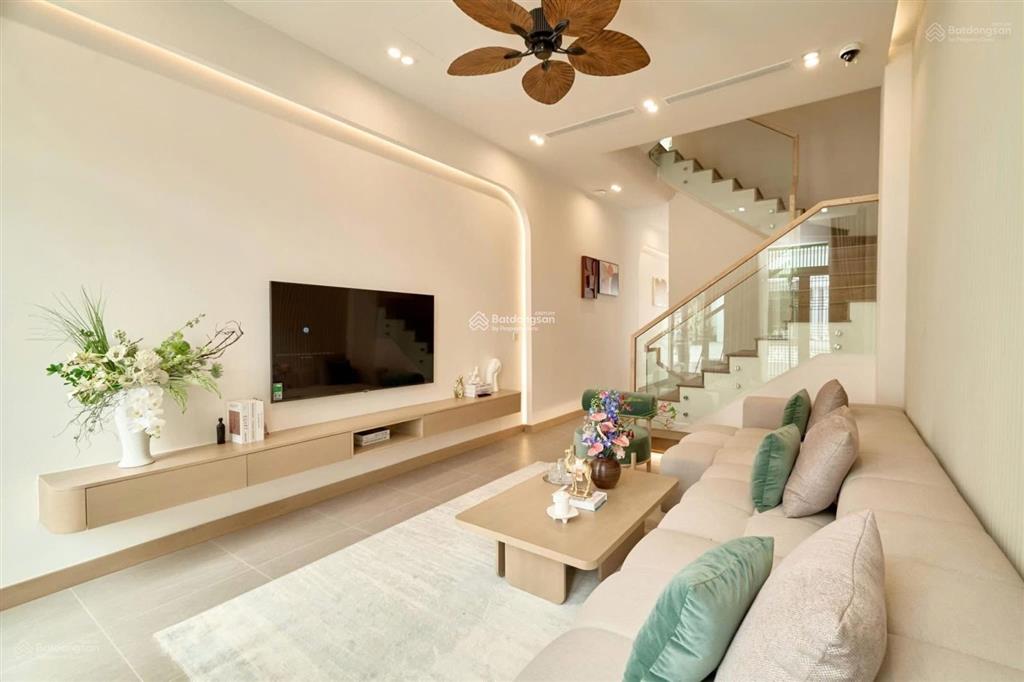 Chỉ 4,4tỷ sở hữu liền kề dt 220m2 khu kim ngân kim tiền sun urban city gần công viên, quảng trường