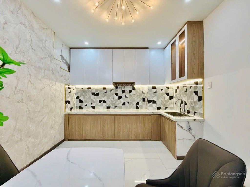 Nhà đẹp mới toanh , đường nhựa 8m thông  đs4 lê văn thọ gv, 3 tầng  50m2  8,39tỷ(tl)