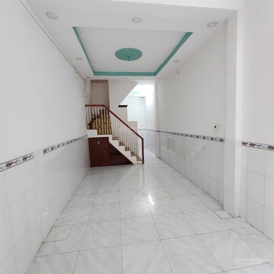 Nhà đẹp ở ngay  hẻm 5m thông 2 tầng  nguyễn văn khối gv  30m2  chỉ 3,45tỷ (tl)