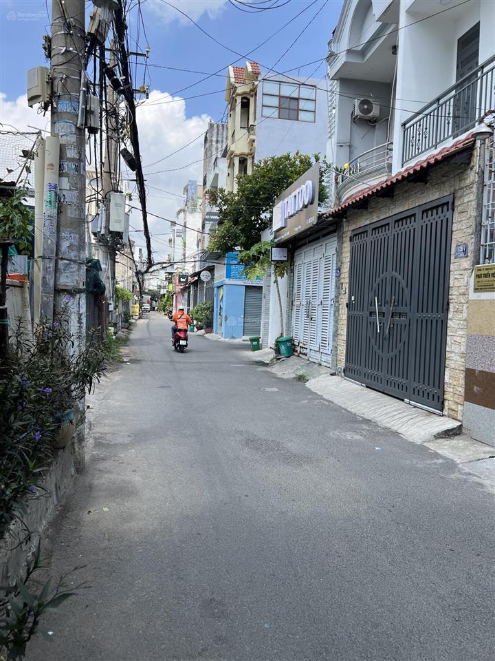 Nhà đẹp ở ngay  hẻm 5m thông 2 tầng  nguyễn văn khối gv  30m2  chỉ 3,45tỷ (tl)