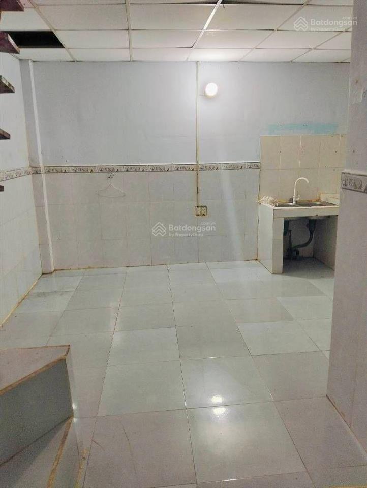 Hẻm 5m thông  dt lớn 98m2  ngang 5m  thạnh xuân 52  hà huy giáp q12  4,39tỷ (tl)