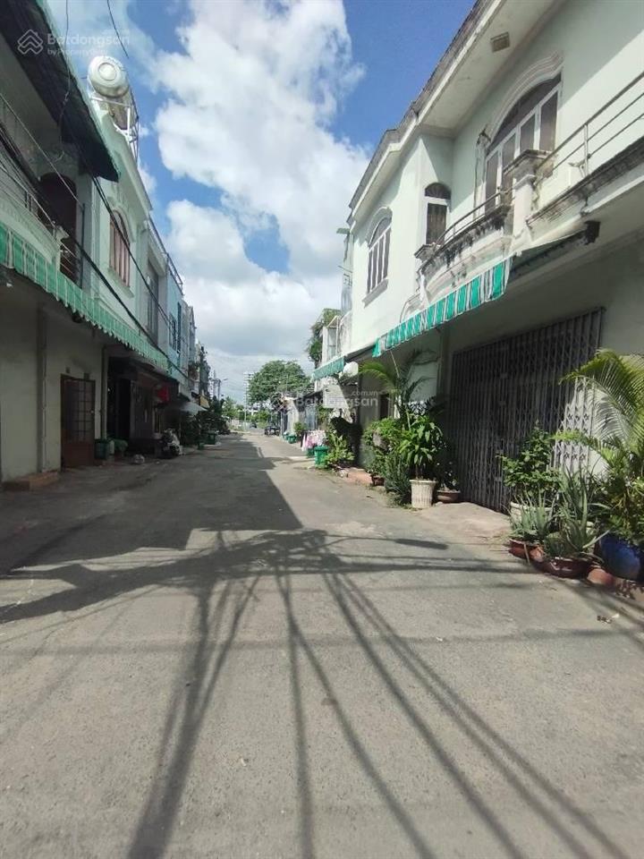 Nhà đẹp ở ngay  hxh đỗ cửa  phan văn hớn (ttn12) q.12  2 tầng  52m2  5,1 tỷ (tl)