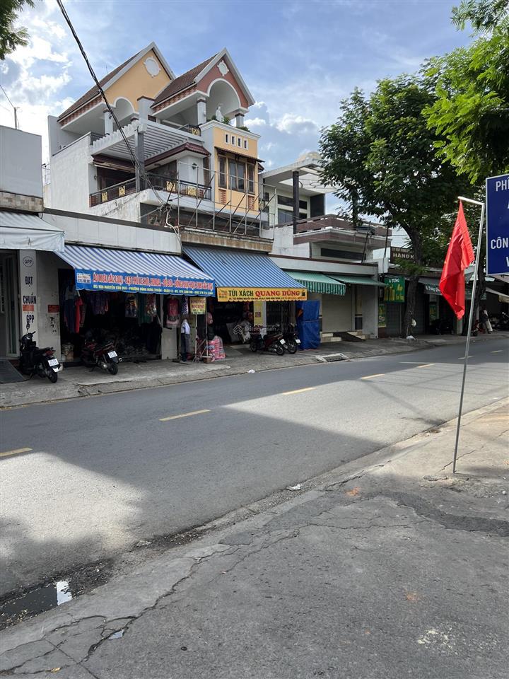 Hiếm ! nhà đẹp ở ngay  hẻm 5m thông  vf8 tới cửa quay đầu  100m tới mt nguyễn văn quá  4,8 tỷ