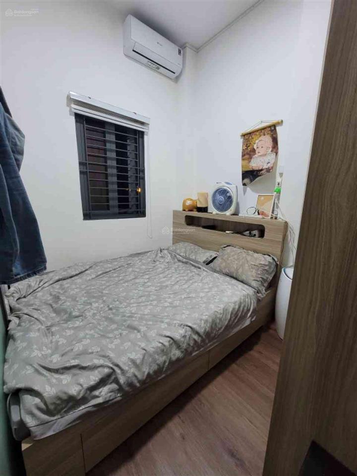 Nhà đẹp kiên cố ở ngay  giáp mt đường nguyễn văn quá q.12  2 tầng  63m2 giá chỉ 5,4tỷ (tl)