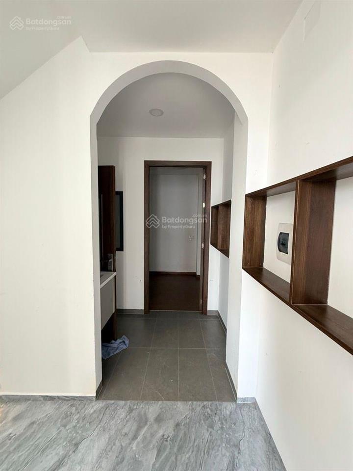 Hẻm 5m thông  nhà sẵn nội thất cơ bản  41m2  5 tầng  7,8 tỷ (tl)