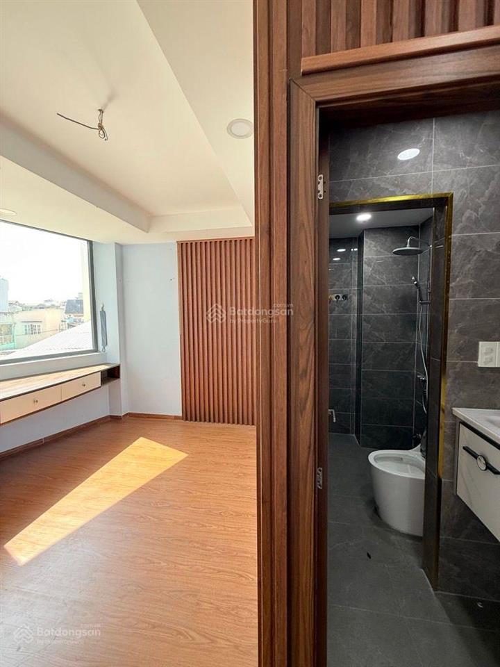 Hẻm 5m thông  nhà sẵn nội thất cơ bản  41m2  5 tầng  7,8 tỷ (tl)