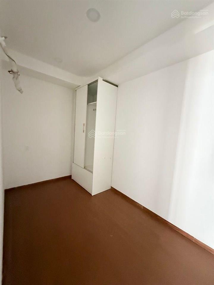 Hẻm 5m thông  nhà sẵn nội thất cơ bản  41m2  5 tầng  7,8 tỷ (tl)