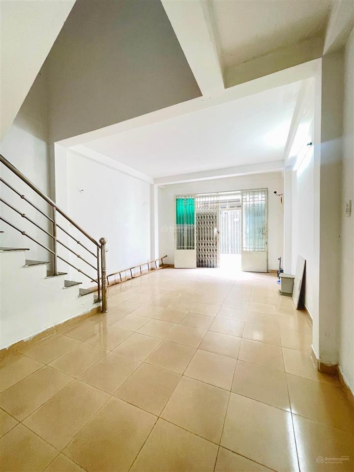 Hxh đỗ cửa thông nguyễn văn lượng gv  2 tầng btct  46m2  5,7 tỷ (tl)