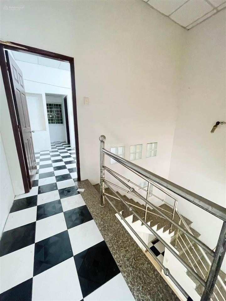 Hxh đỗ cửa thông nguyễn văn lượng gv  2 tầng btct  46m2  5,7 tỷ (tl)
