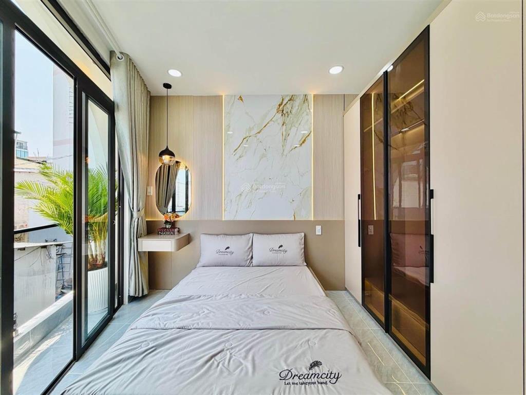 Mua 1 được 2  hxh đỗ cửa  3 tầng  phạm văn chiêu gv 45m2 ngang 6,3m  full nội thất 5,2 tỷ tl