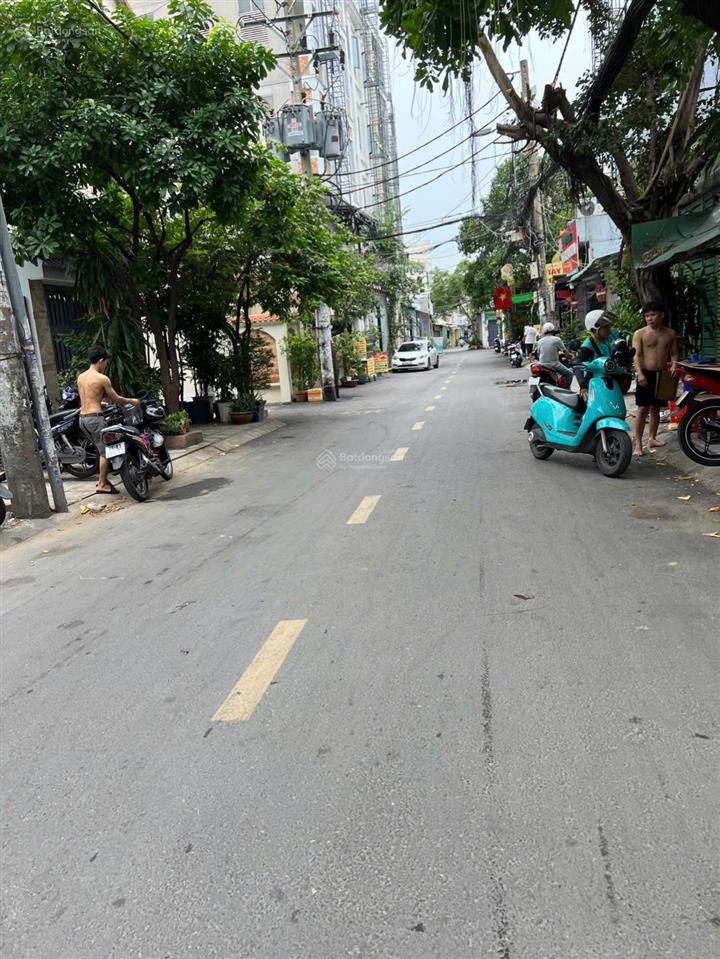 Chdv mt trần bá giao, dòng tiền 50tr/th, 5 tầng, 13 phòng  105m² (4,5m*23m), chỉ 17tỷ (tl)