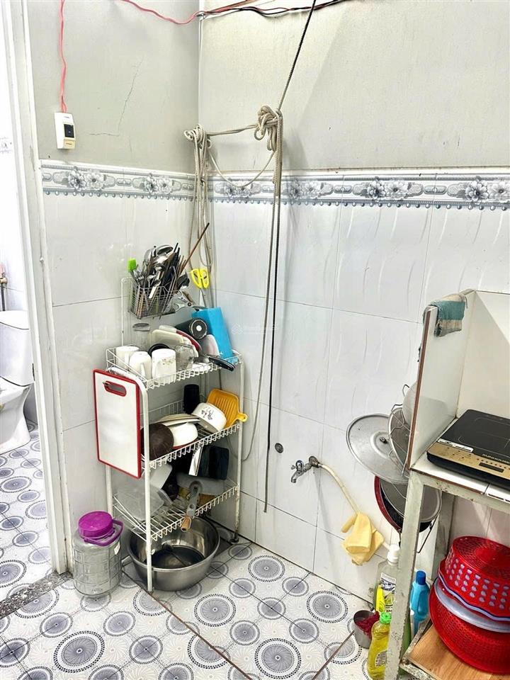 Chdv mt trần bá giao, dòng tiền 50tr/th, 5 tầng, 13 phòng  105m² (4,5m*23m), chỉ 17tỷ (tl)