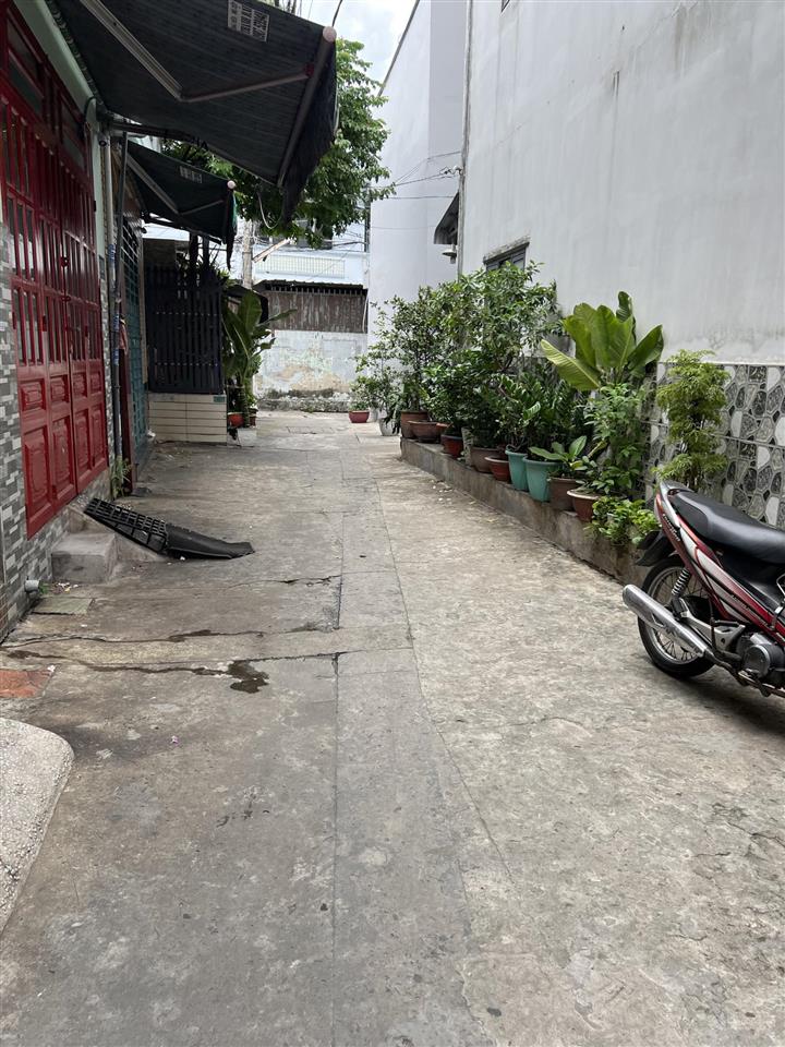 Nhà 2 tầng kiên cố ở ngay  lê đức thọ gv  57m² (4,2m*14m)/ nở hậu  chỉ 4,85tỷ (tl)
