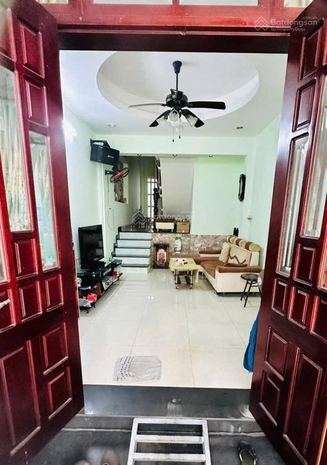 Nhà 3 tầng kiên cố  thống nhất  41m² (3,4m*14m), chỉ 5,1 tỷ (bl)