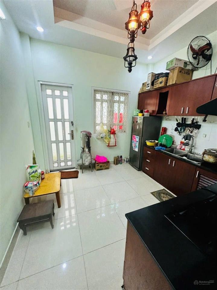 Nhà 3 tầng kiên cố  thống nhất  41m² (3,4m*14m), chỉ 5,1 tỷ (bl)