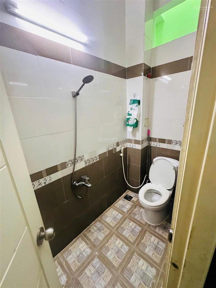 Nhà 3 tầng kiên cố  thống nhất  41m² (3,4m*14m), chỉ 5,1 tỷ (bl)