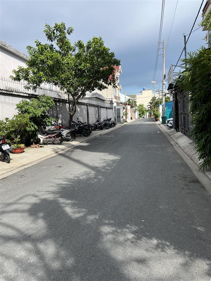 Nhà đẹp 2 tầng kiên cố ở ngay  hẻm 6m thông  hà huy giáp (tx38)62m²  4,6tỷ (tl)