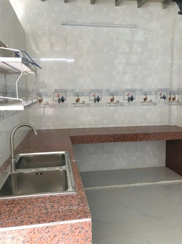Nhà kiên cố 2 mt hẻm ở ngay, nguyễn văn quá, 80m² (4m*20m), dòng tiền 7tr/th, chỉ 4,7tỷ (tl)